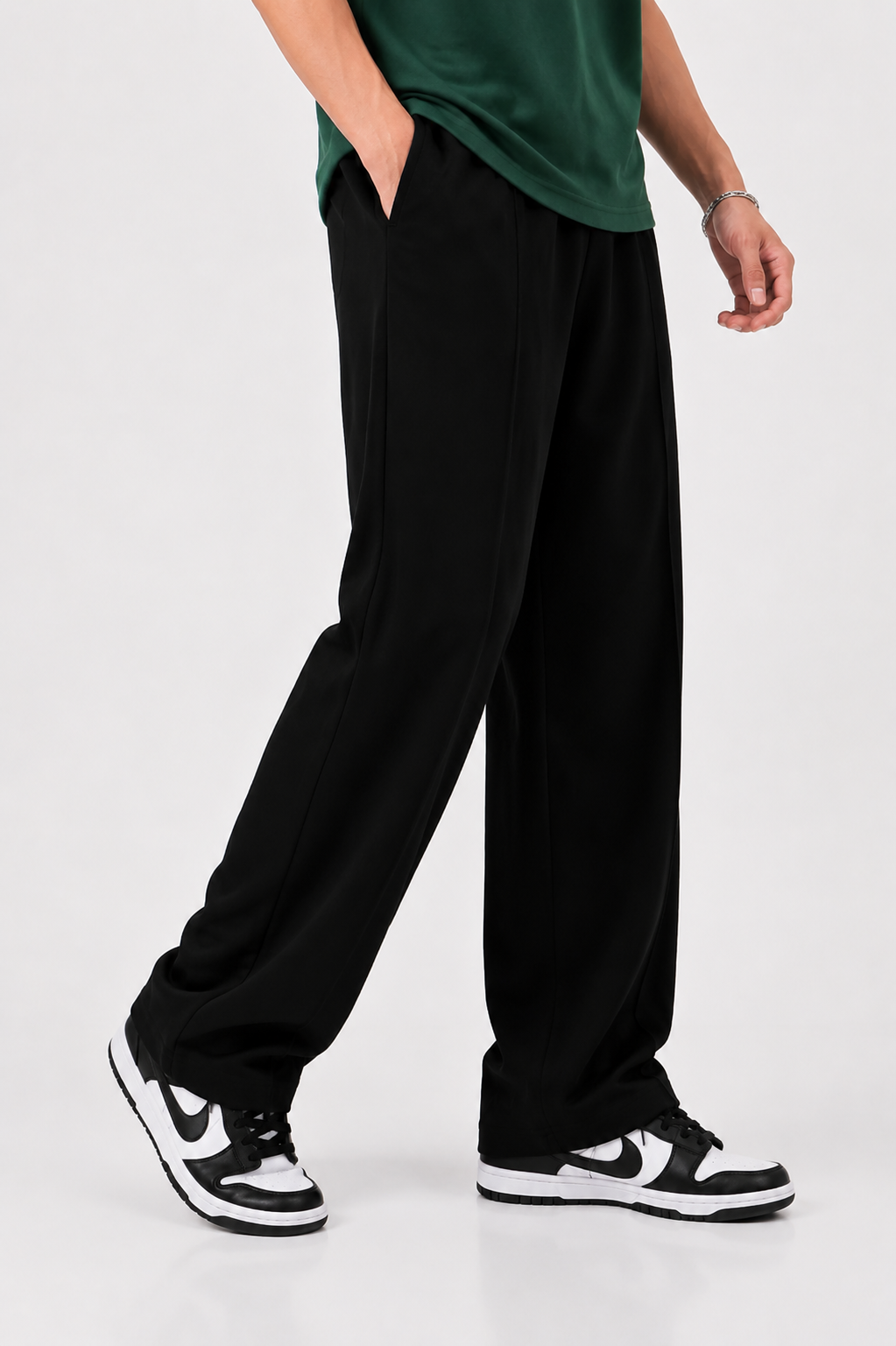 Pleated Trouser in Black