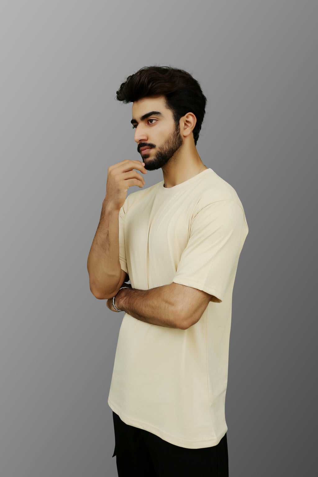 Regular T-Shirt in Beige - ZAZAAR