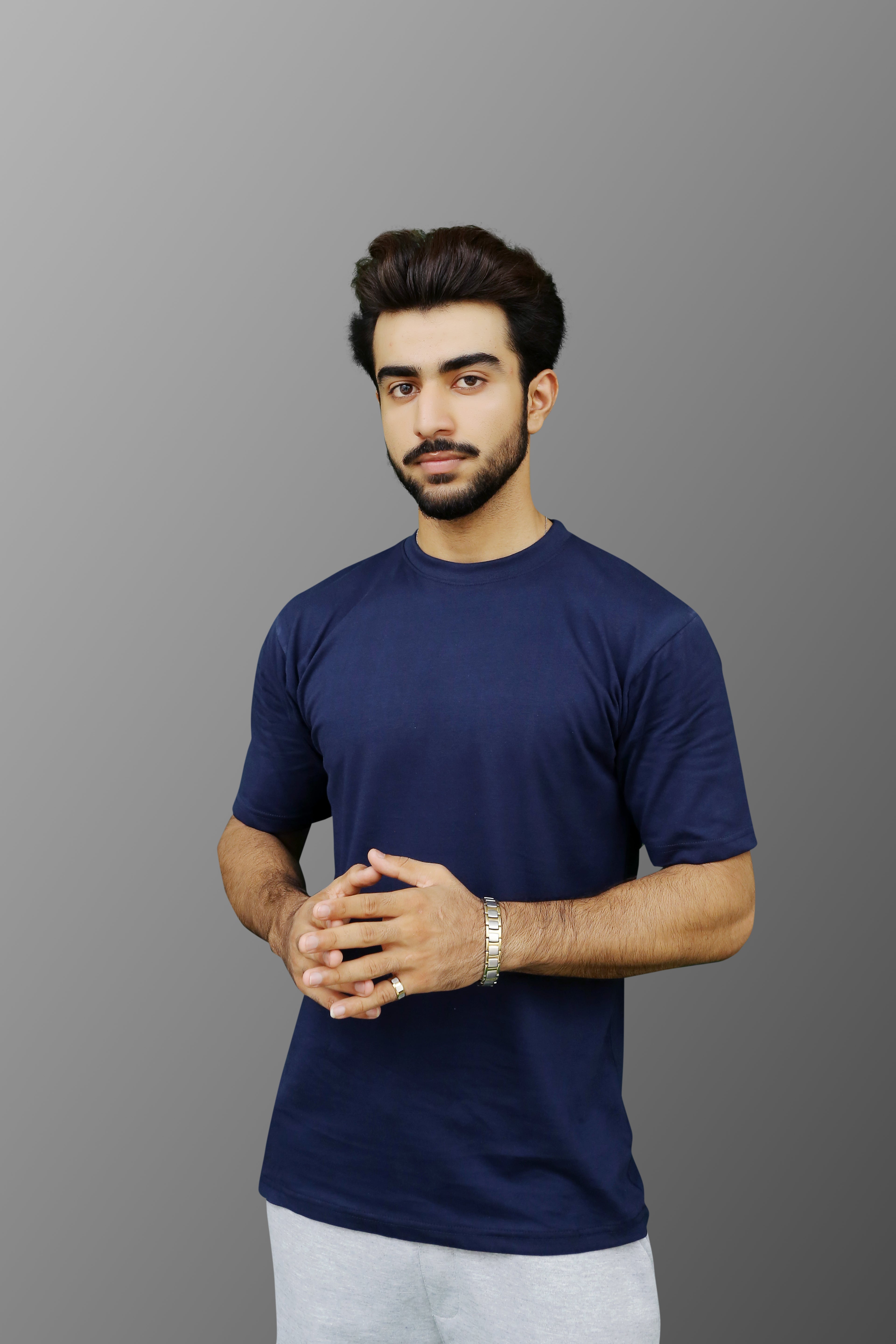 Regular T-Shirt in Navy Blue - ZAZAAR